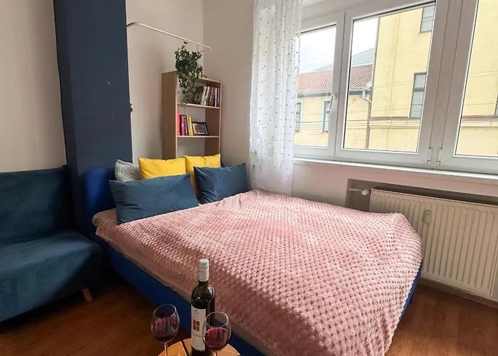 Old Town Cozy In Center